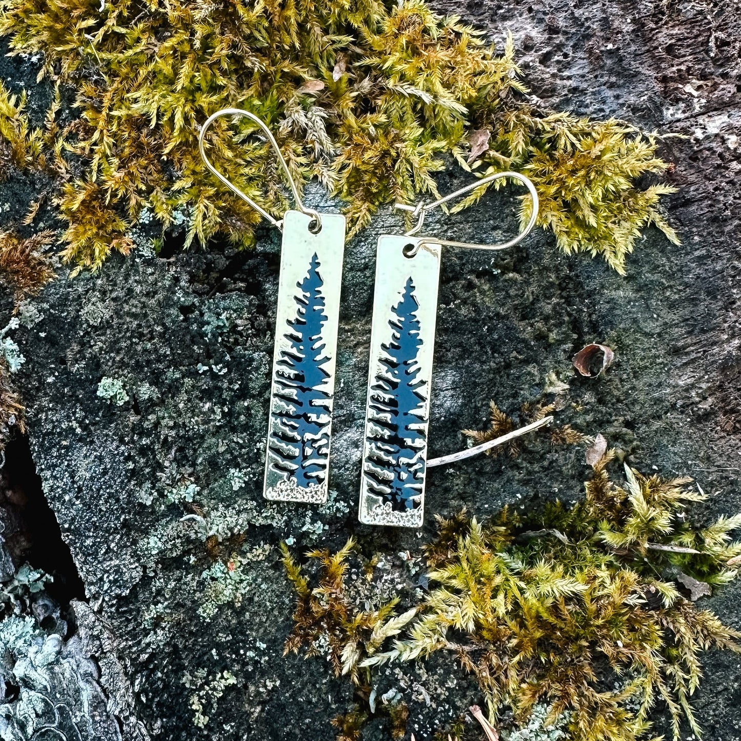 INTO THE PINES EARRINGS • GOLD